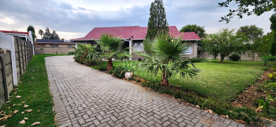 3 Bedroom Property for Sale in Sasolburg Ext 11 Free State